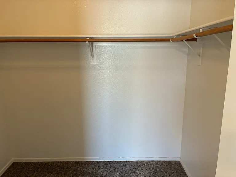 10422 W Windsor Blvd — Photo 28