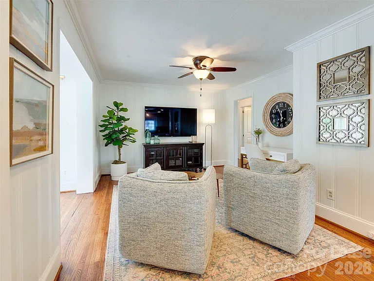 3221 Sunset Dr — Photo 21