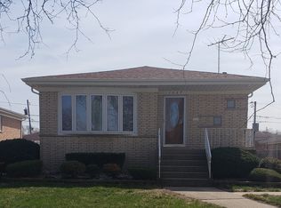 1567 Memorial Dr, Calumet City, IL