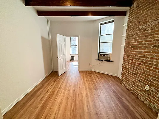 Rented by Garfield Realty  | media 12