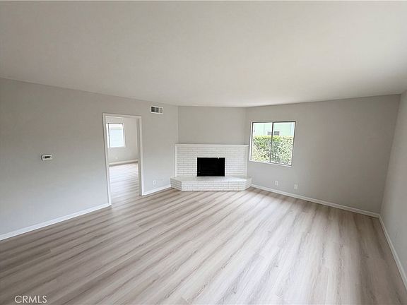 3rd image of 5654 Tower Rd