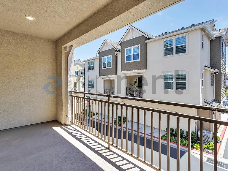 6914 Geyserville St — Photo 23