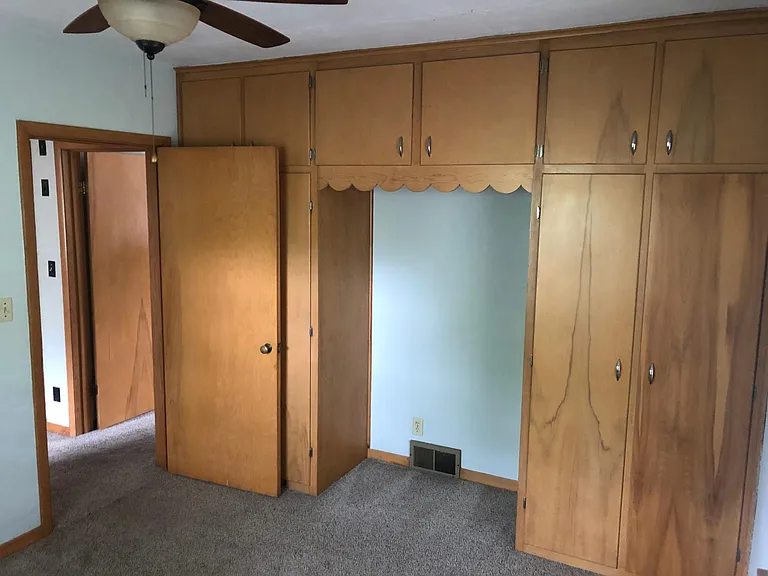 1025 W Lombard St — Photo 11
