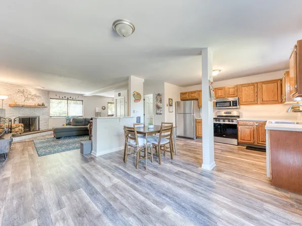 35 Sherman Lane #35, Hamden, CT 06514