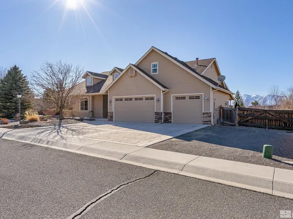 2937 La Cresta Cir, Minden, NV 89423