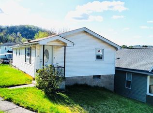 39 Pearl Ave, Wheeling, WV 26003
