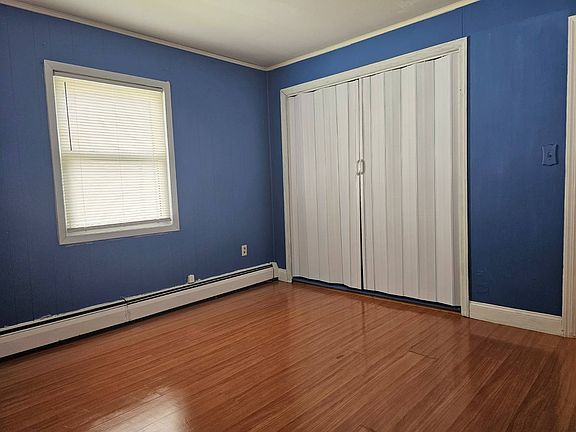 5th image of 13 Squirrel Ln