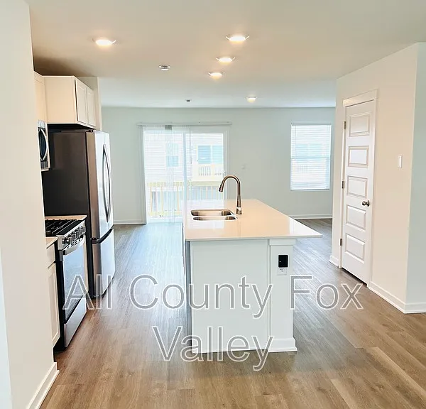 879 Briar Glen Ct — Photo 5