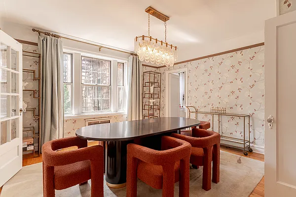 Dining area, photo 2