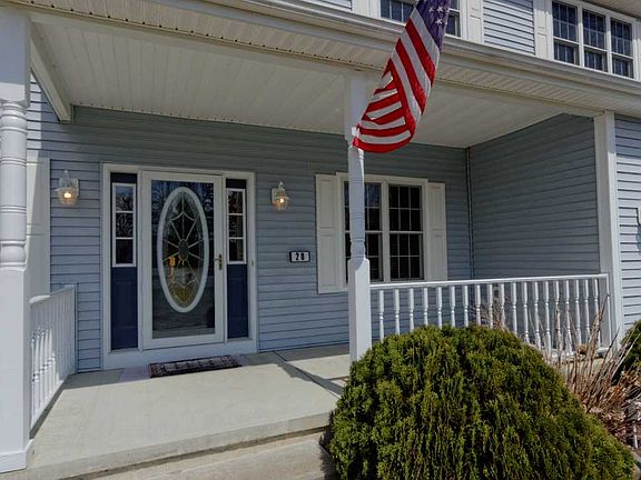 2nd image of 20 Oakhurst Ct