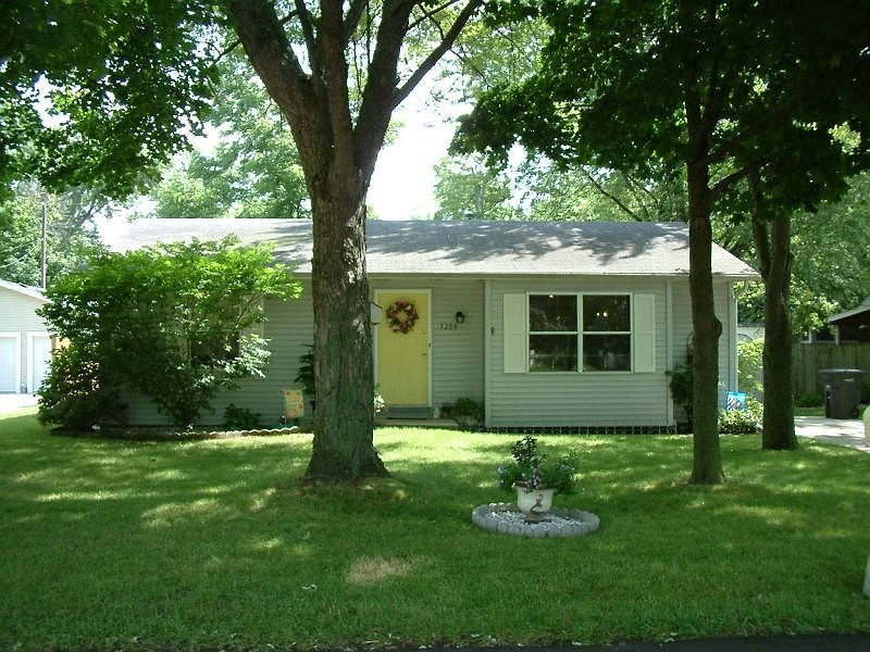 1st image of 3208 Aberdeen Ave