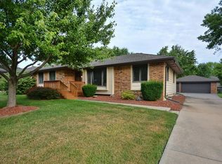 402 NW Cindy Ln, Ankeny, IA 50023