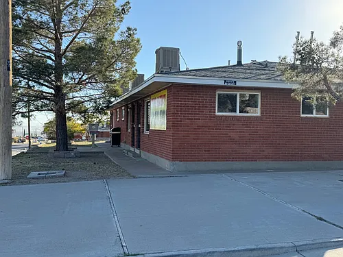2630 Nations Ave Photo 1