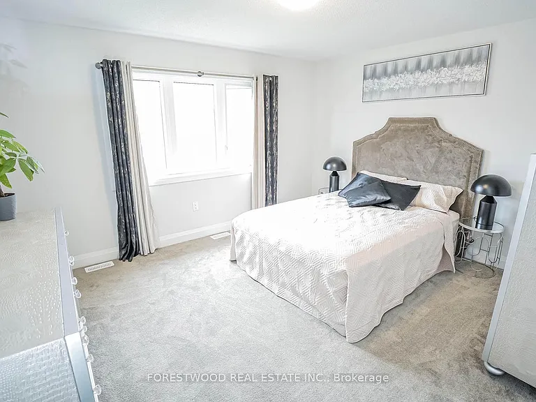53 Humberstone Dr — Photo 31