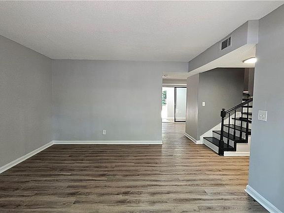 2nd image of 1403 Stone Mill Trce