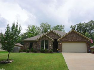 2317 Hickory Dr, Bryant, AR 72019