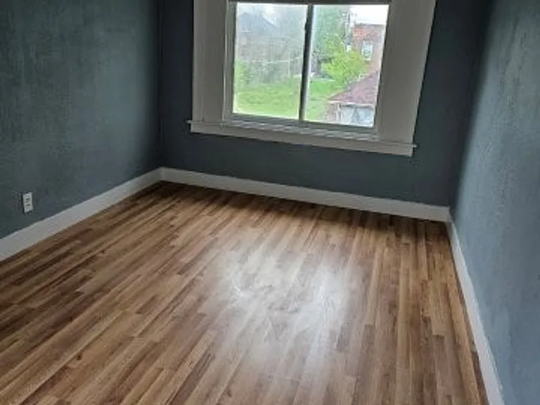 13639 La Salle Blvd — Photo 21