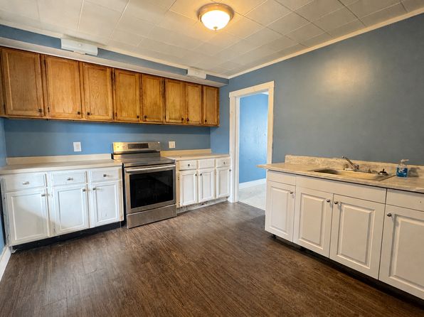 7 West Ln #3C