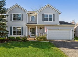 5624 McKenzie Dr, Lake In The Hills, IL 60156