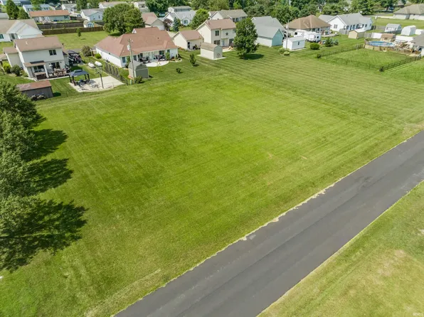 S Woodlawn St #98 & 99, Parker City, IN 47368