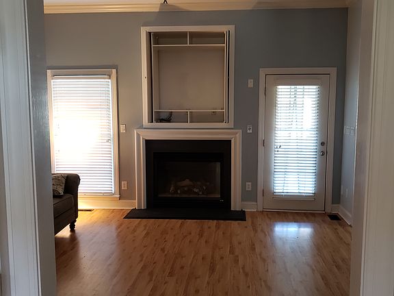 Propane fireplace