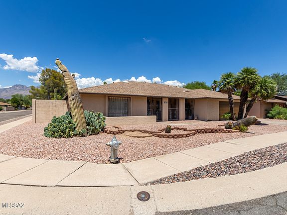 3rd image of 7601 E Camino Montaraz