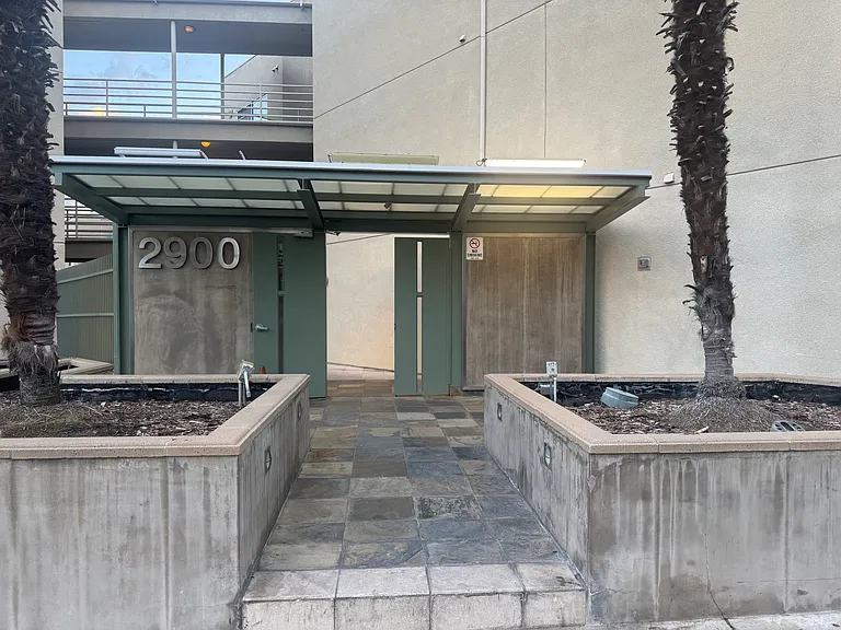 2900 Fairway Ave — Photo 1