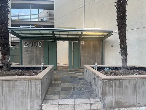 2900 Fairway Ave Photo 1