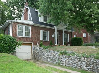 707 Darst Rd, Saint Louis, MO 63135