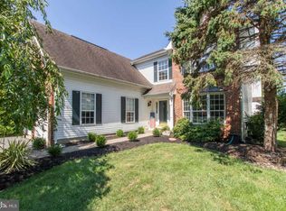 121 Inverrary Dr, Blue Bell, PA 19422