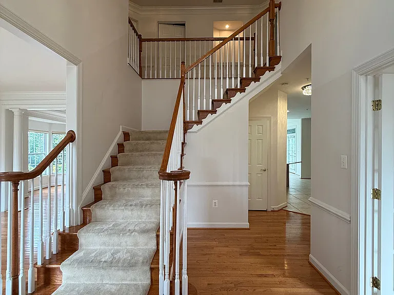 4415 Medallion Dr — Photo 25