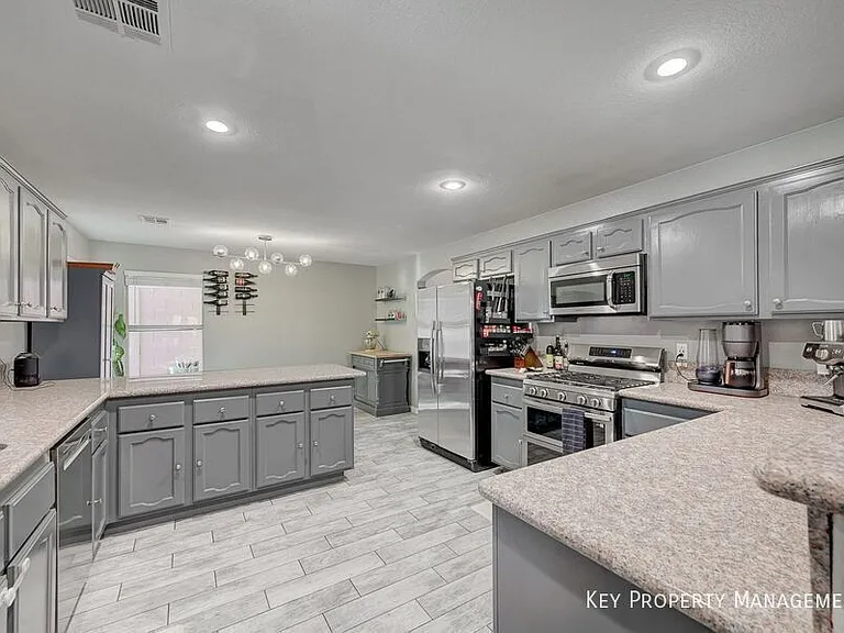 3941 Equinox Ct — Photo 5