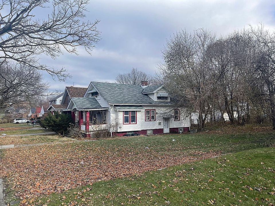 1st image of 4139 E 106th St