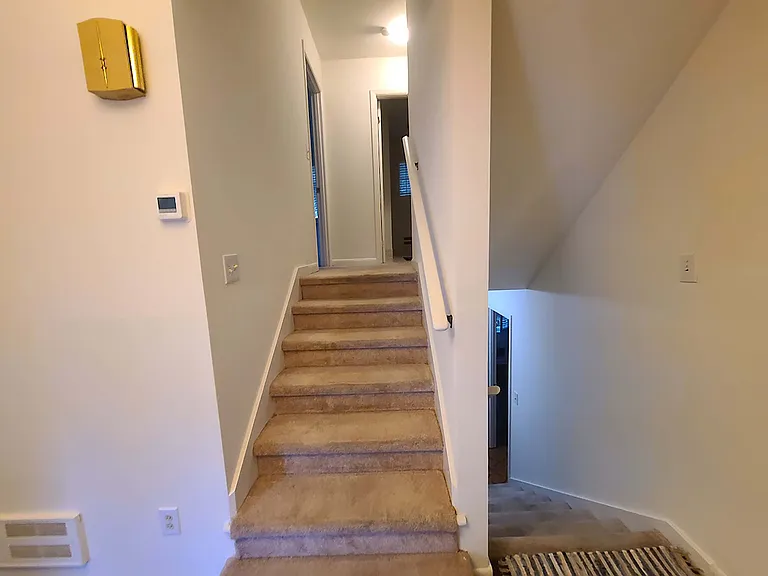 1002 Dixon Dr — Photo 18