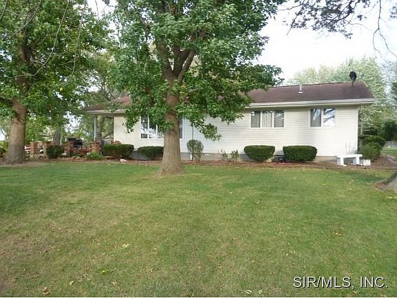 Spacious back yard