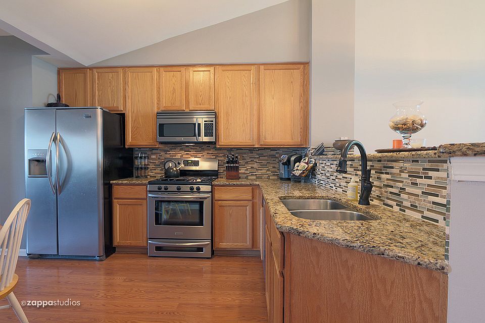 2nd image of 2908 Kentshire Cir