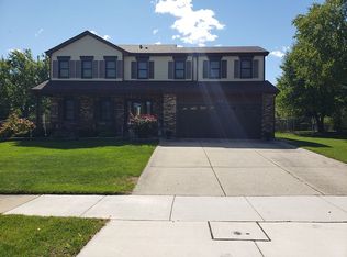 129 E Hartford Dr, Schaumburg, IL 60193
