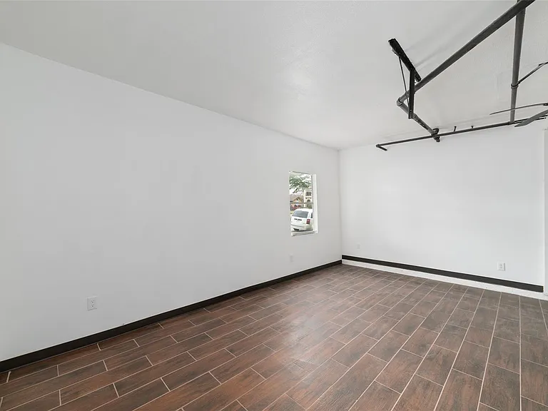 3705 Mandell St #4 — Photo 13
