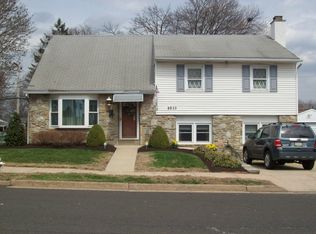 2933 Carnation Ave, Willow Grove, PA 19090