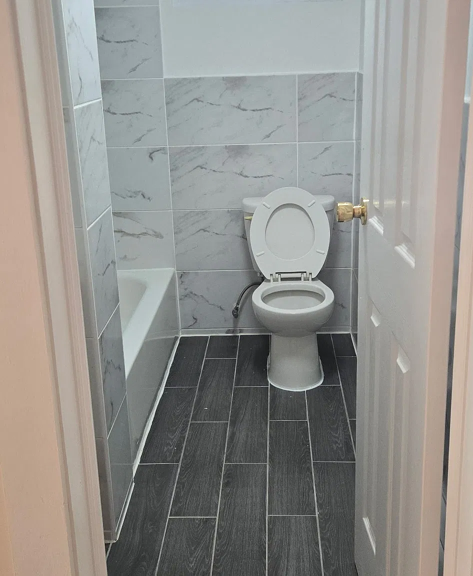 2 bed, $1,400 — Photo 3