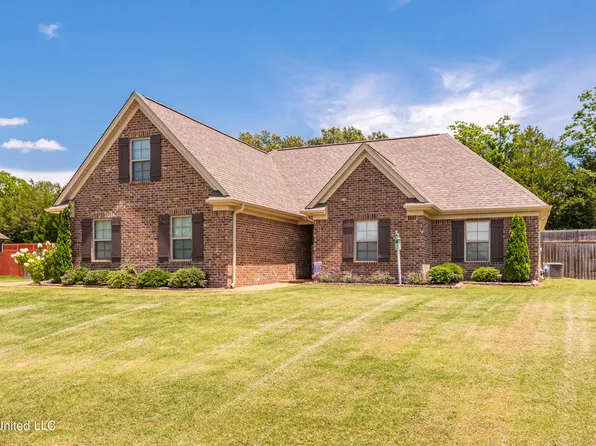 212 Eagle View Dr, Senatobia, MS 38668