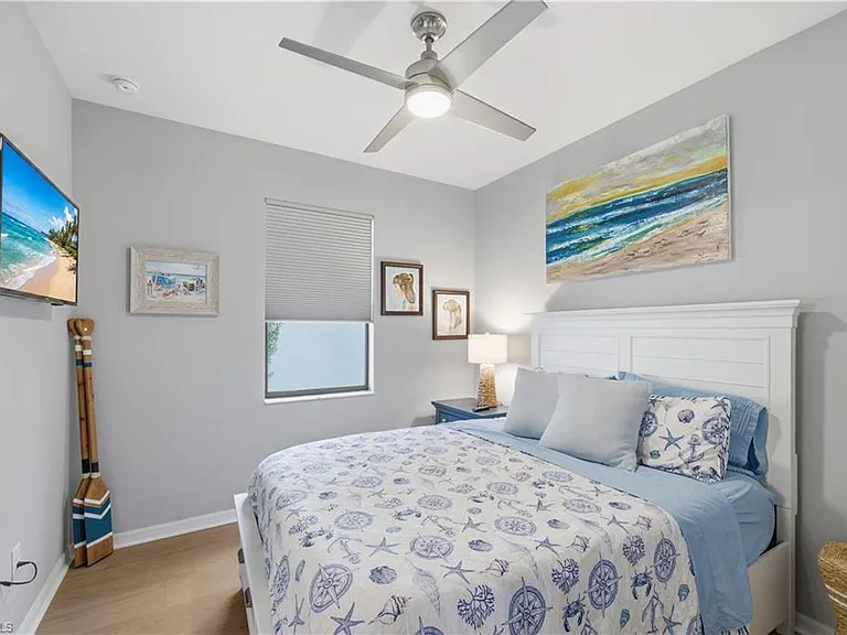 19584 Utopia Ln — Photo 12
