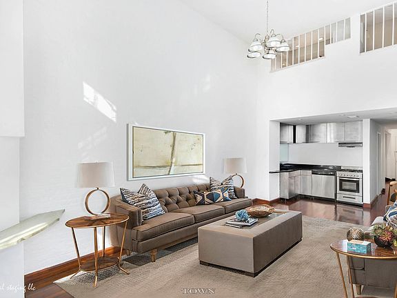 3rd image of 215 W 84th St APT 426
