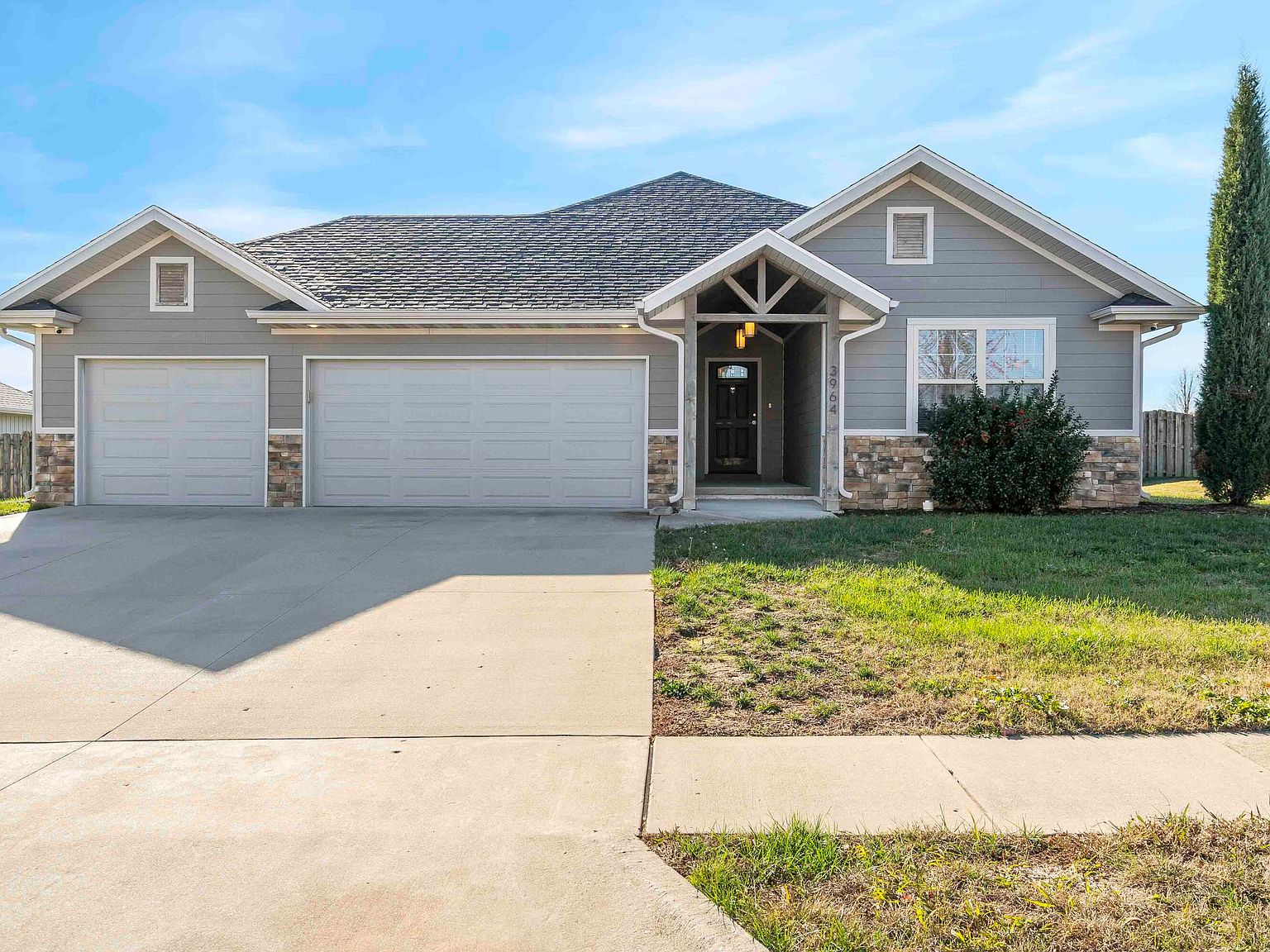 3964 W Tall Pine Court, Springfield, MO 65810 | Zillow
