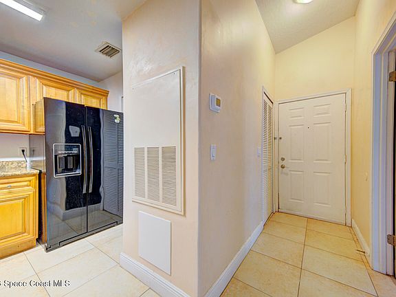 4th image of 7667 N Wickham Rd APT 1416