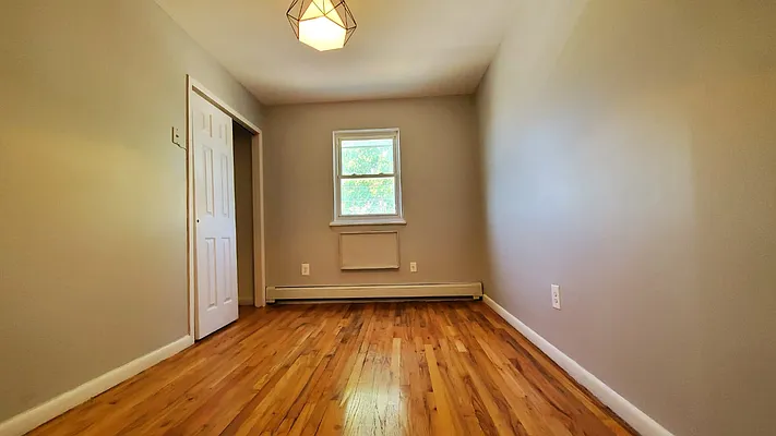 Rented by Compass | media 7