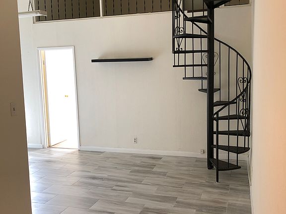 4th image of 573 37th Ave APT 1
