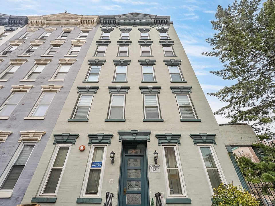 2nd image of 1103 Washington St APT 2