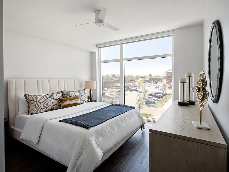Birmingham Pointe — Photo 14
