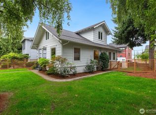 313 NE 76th St, Seattle, WA 98115